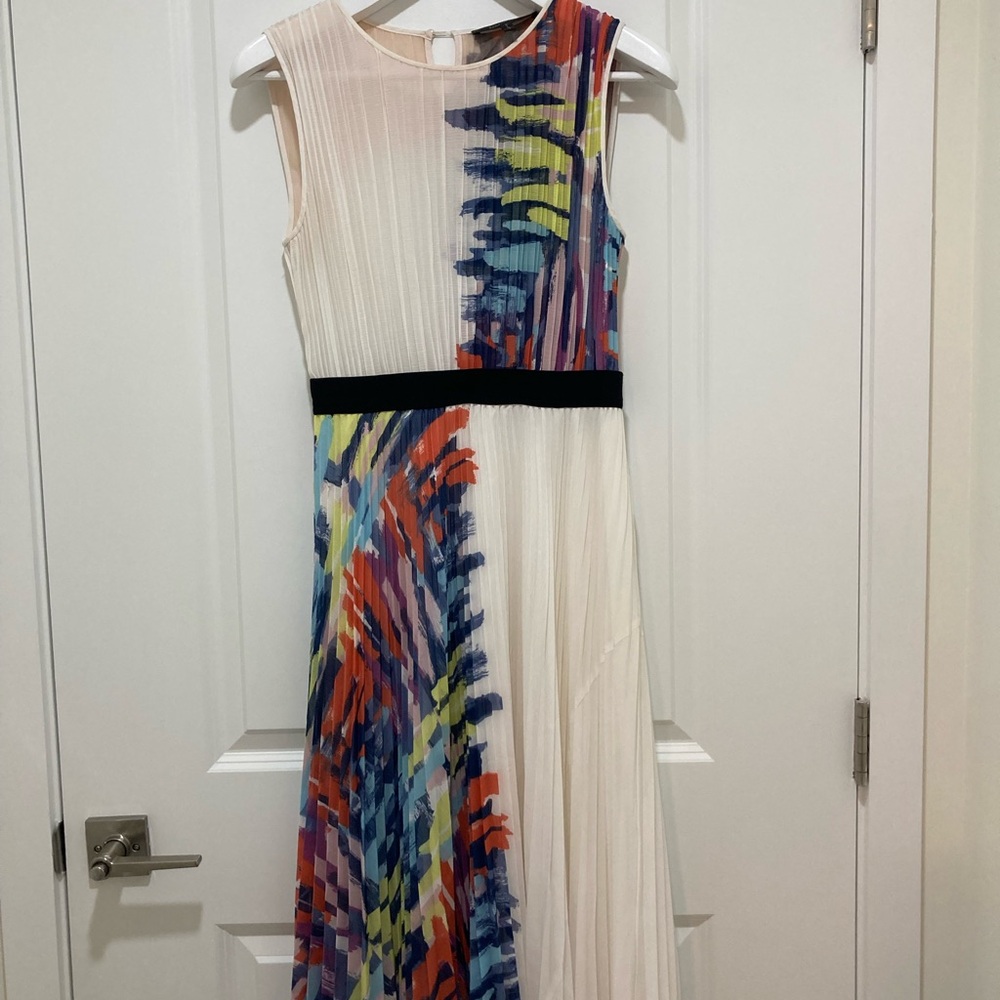 BCBGMaxAzria Cream Multicolor Maxi Dress